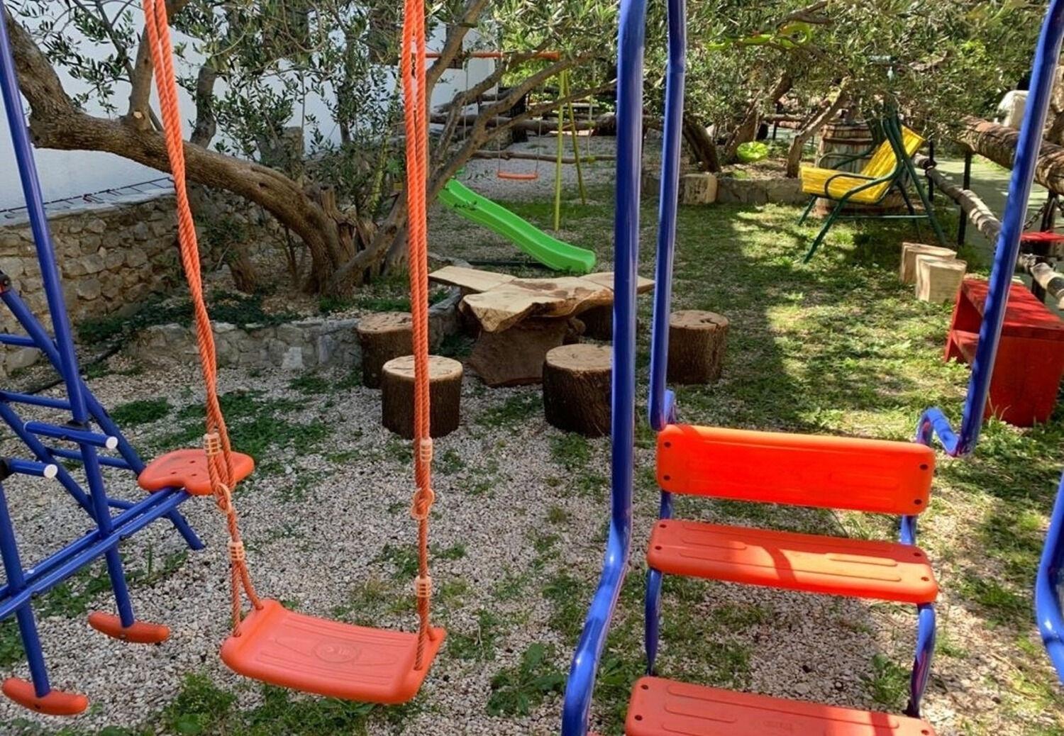 Apartments Antisa - With Playground 图彻皮 外观 照片